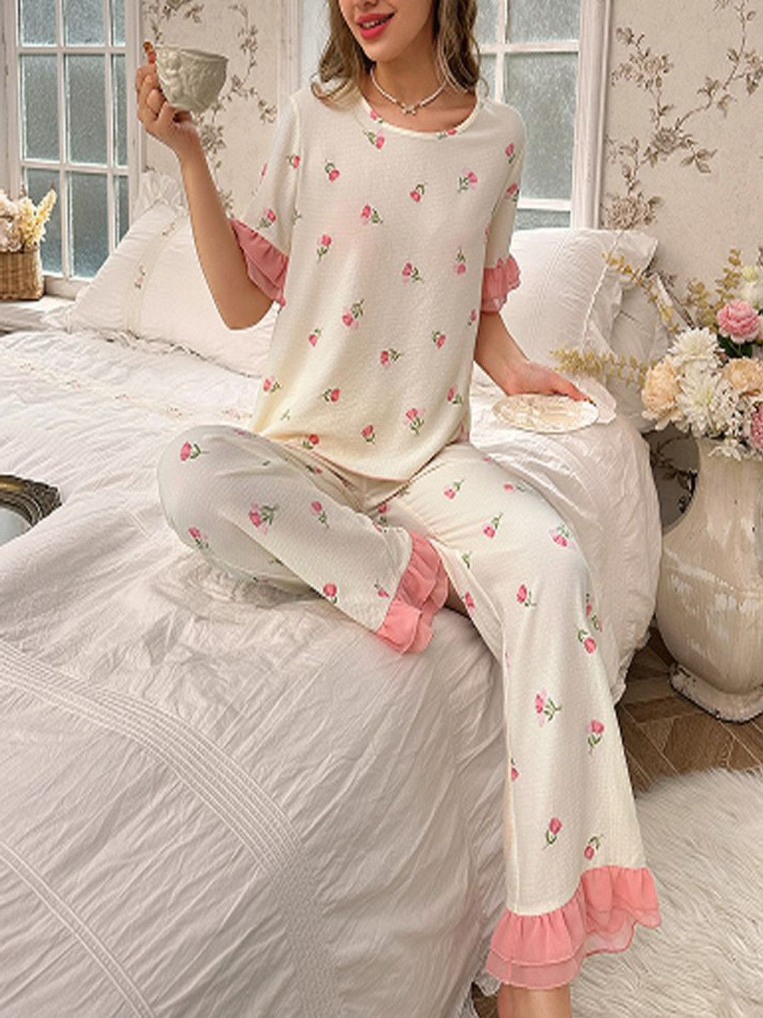 StyleCast Women Printed Short Sleeves Top & Pyjamas Night suit