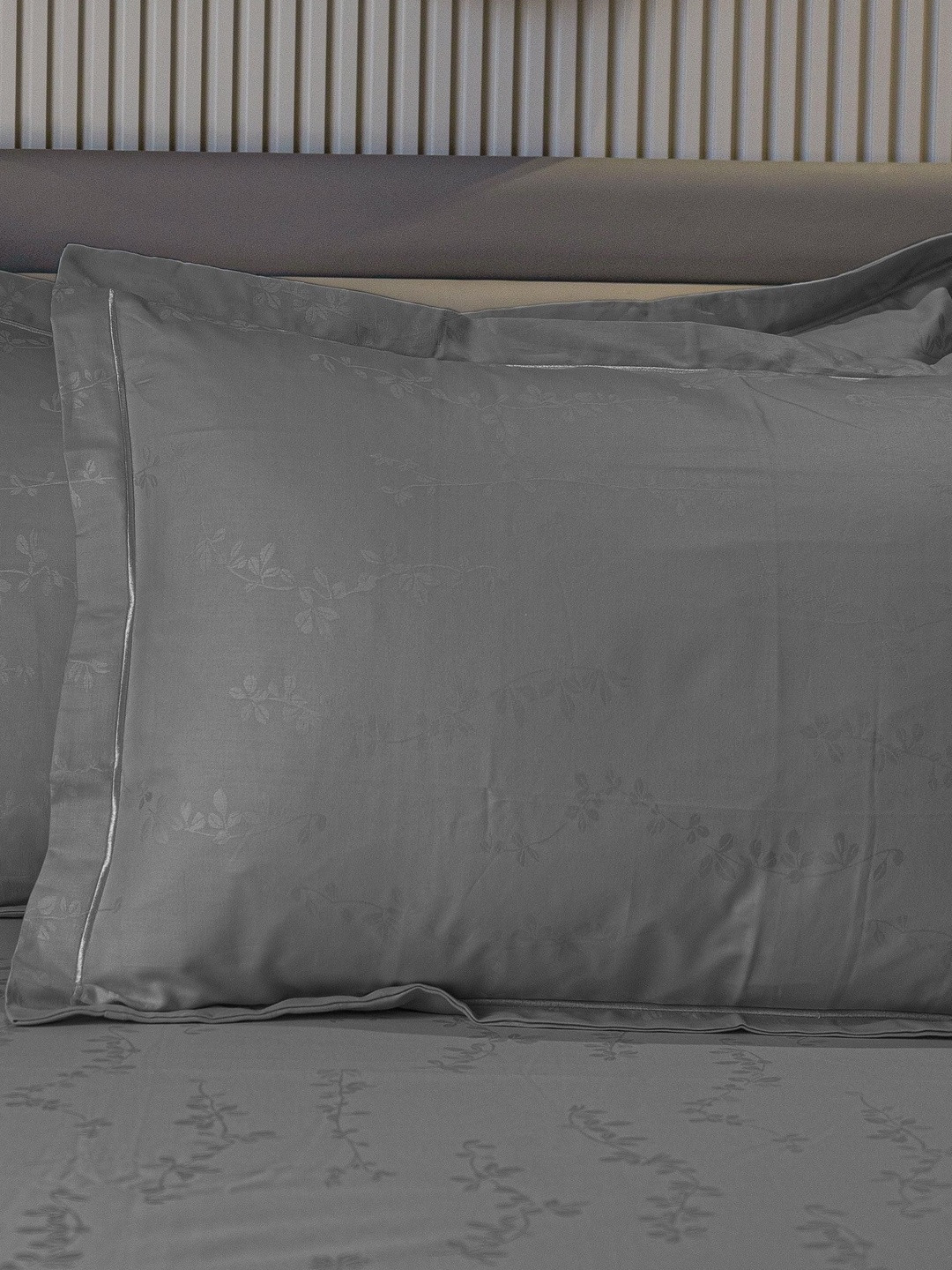 enera Grey Jacquard Tendril 300TC Soft Cotton Flat King Size Bedsheet with 2 Pillow Covers