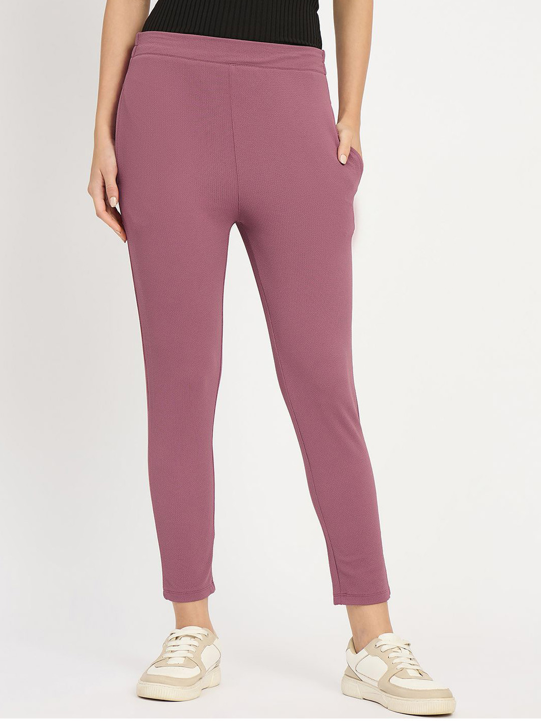 Camey Women Cropped Tights