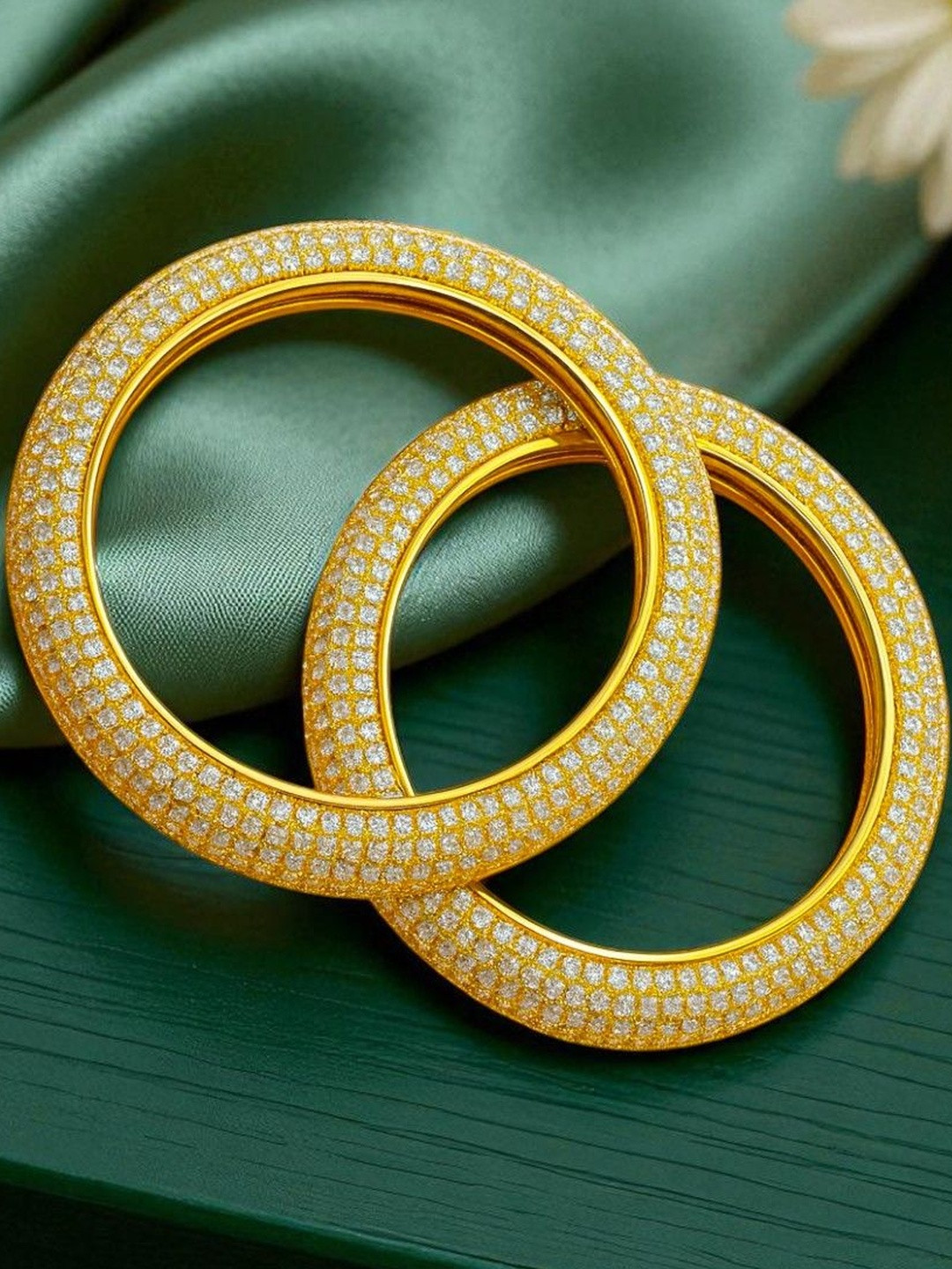 ACCESSHER Set Of 2 Gold Plated  White Faux Pearls Sparkle Finish Bangles