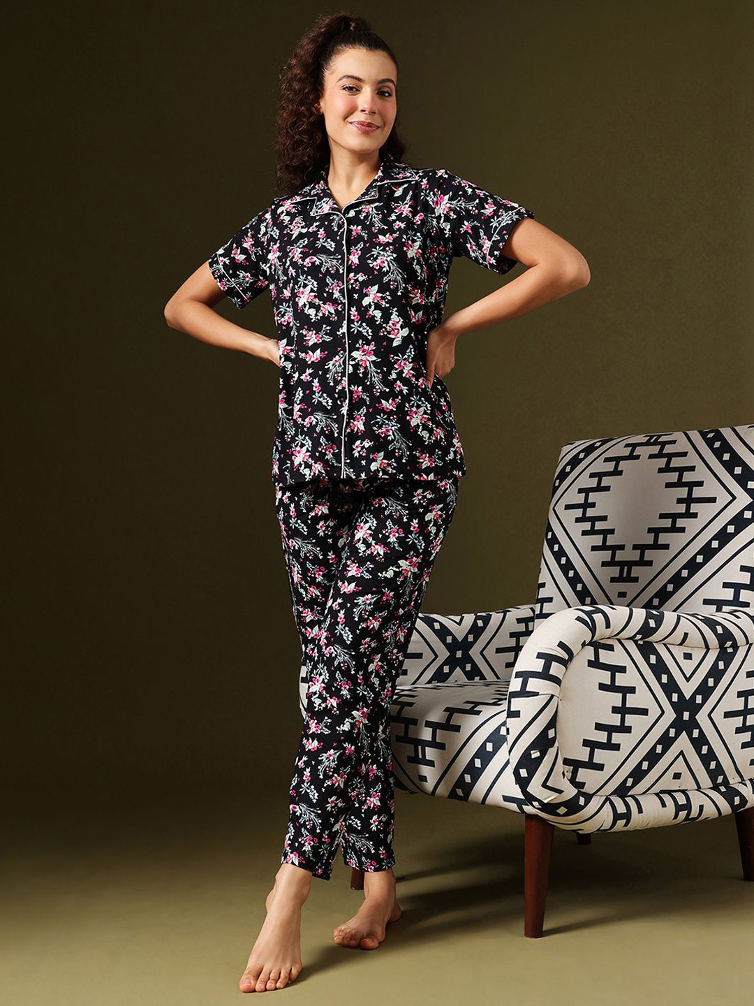 Clovia Women Floral Printed Shirt and Pyjama Set