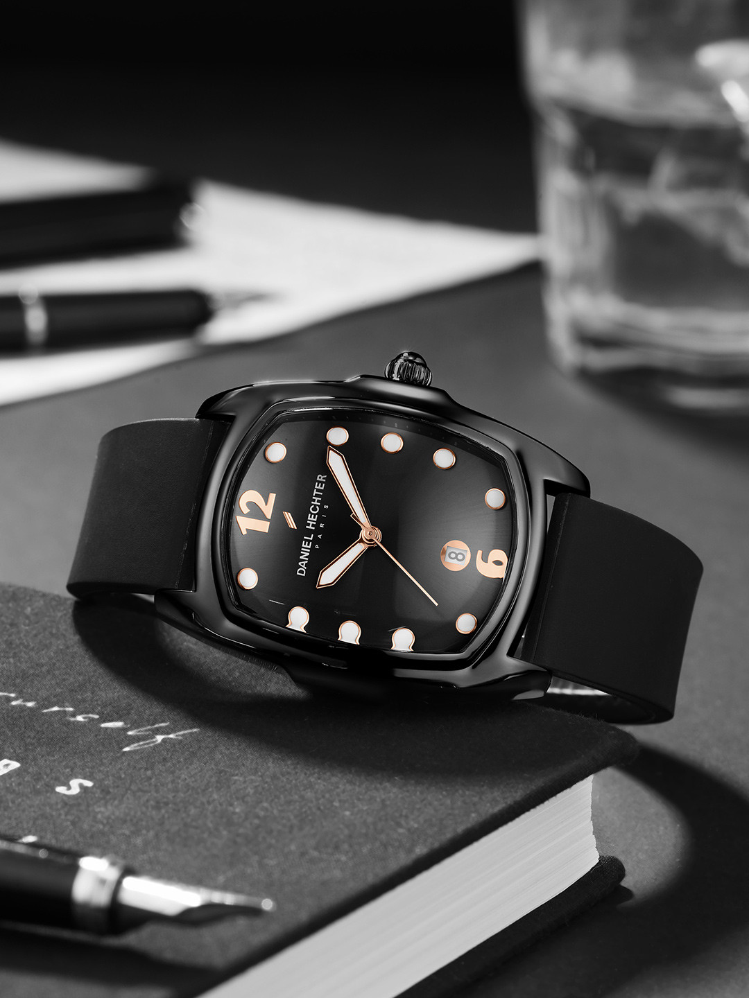 Daniel Hechter Men Rectangular Dial Analogue Watch DHM1017-01