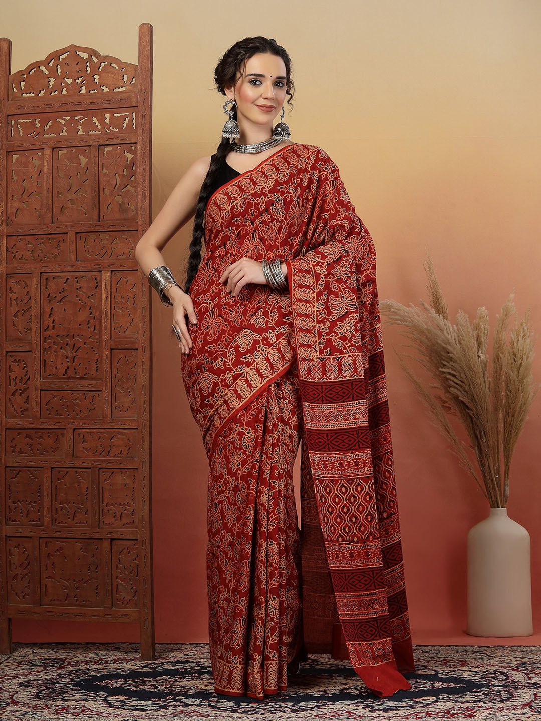 Kishori Women Maroon Pure Cotton Printed Saree and Unstitched Blouse Piece