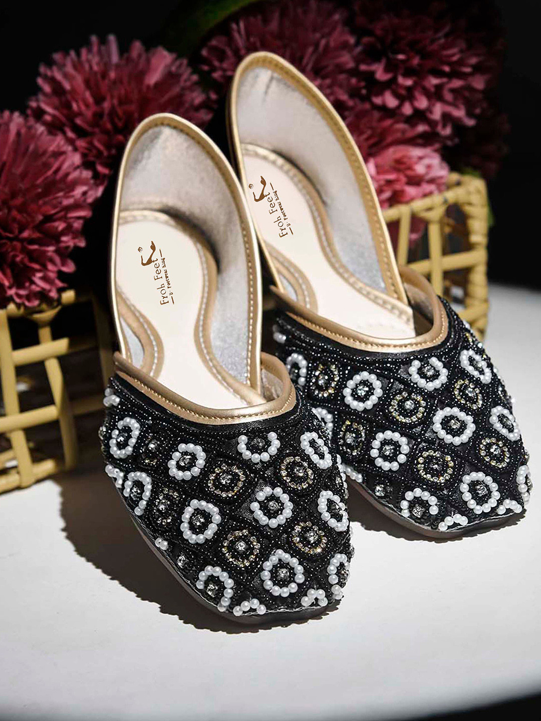 Froh Feet Women Embellished Square Toe Mojaris With Delicate Motifs