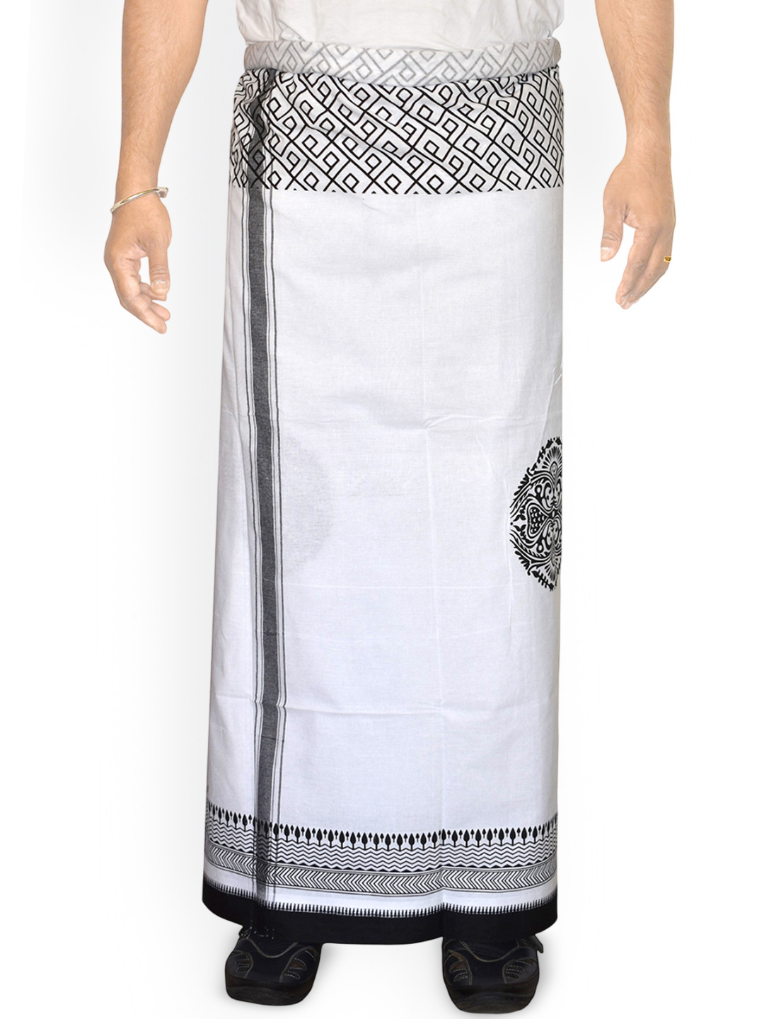 TUNI MANI Men Pure Cotton Dhoti with Elegant Decorative Border