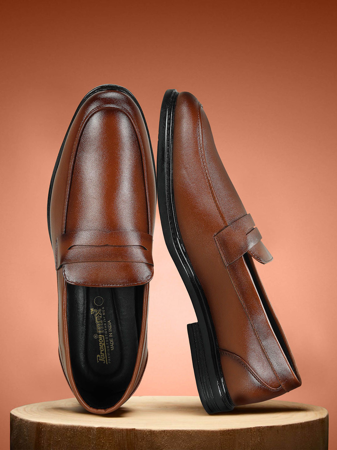 Paragon Men Textured Durable Sturdy Formal Loafers