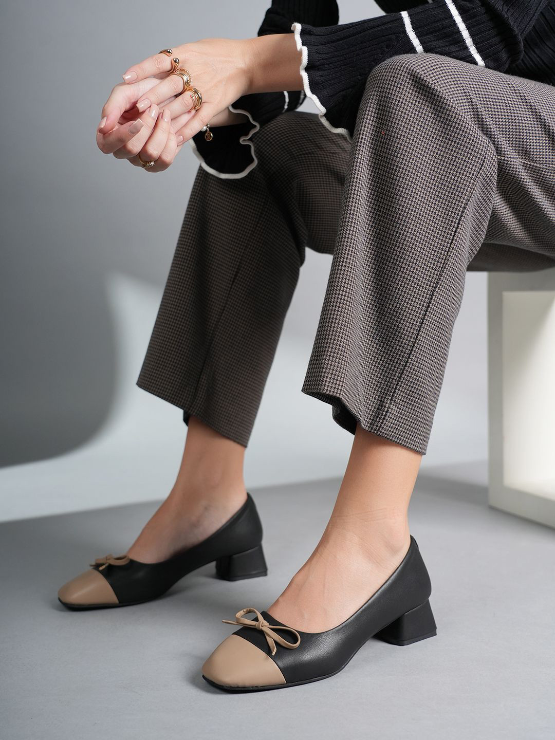 DROP BOLD Colourblocked Block Heel Pumps with Bows