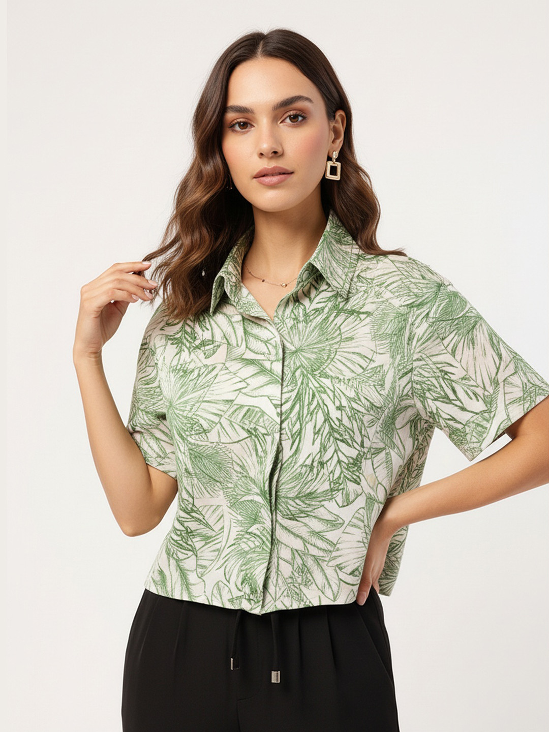 DressBerry Modern Grunge Satin Finish Floral Printed Boxy Shirt