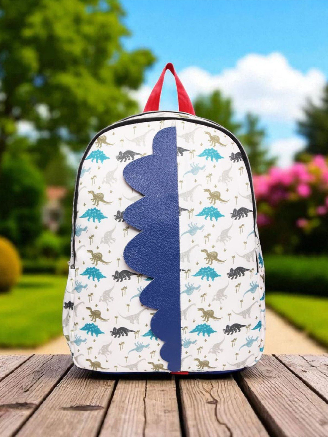 ASTRID Kids Printed Backpack with Daisy Chain