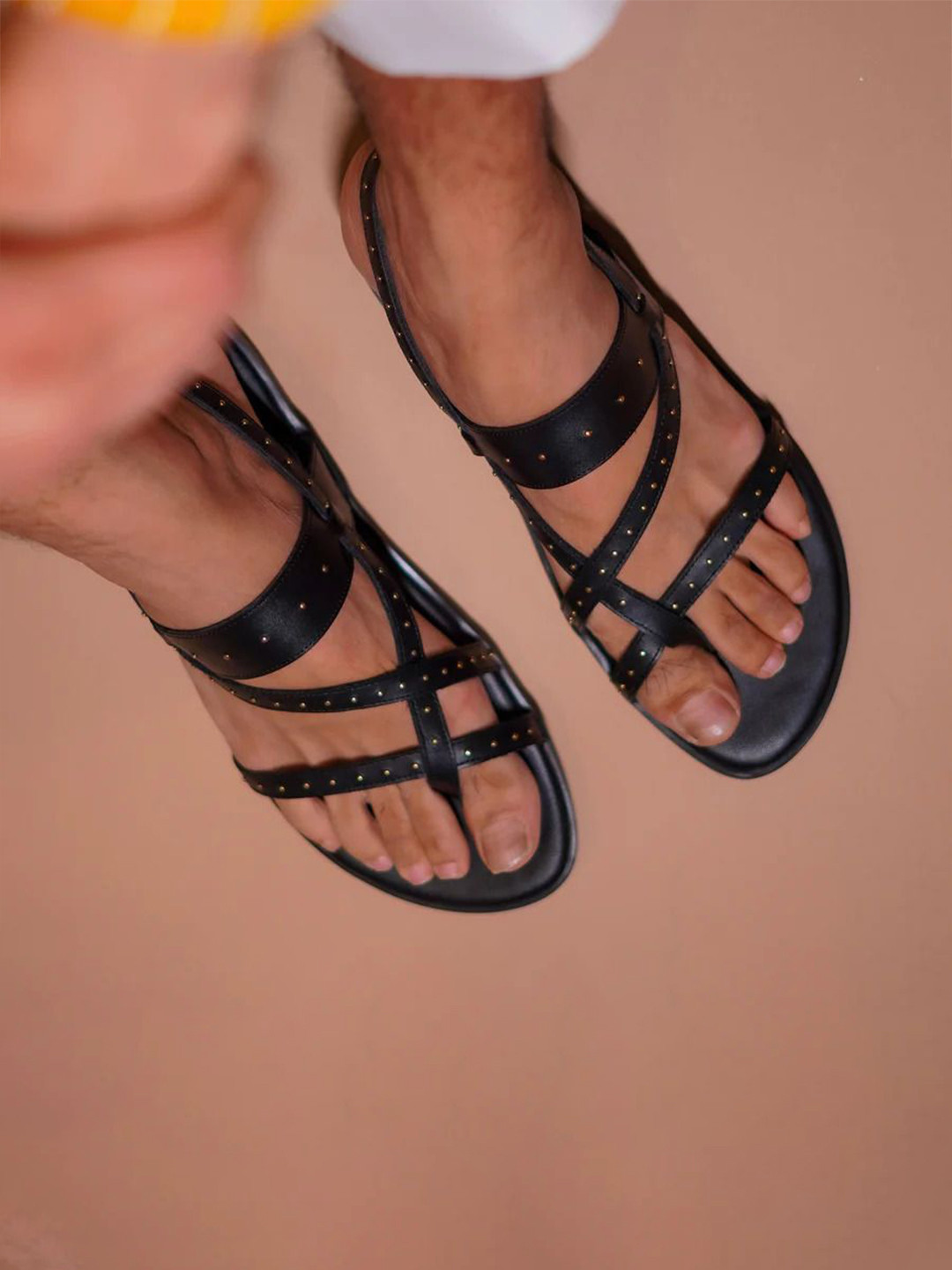 dmodot Pelle Nero Riveto Men Slip-On Leather Comfort Sandals