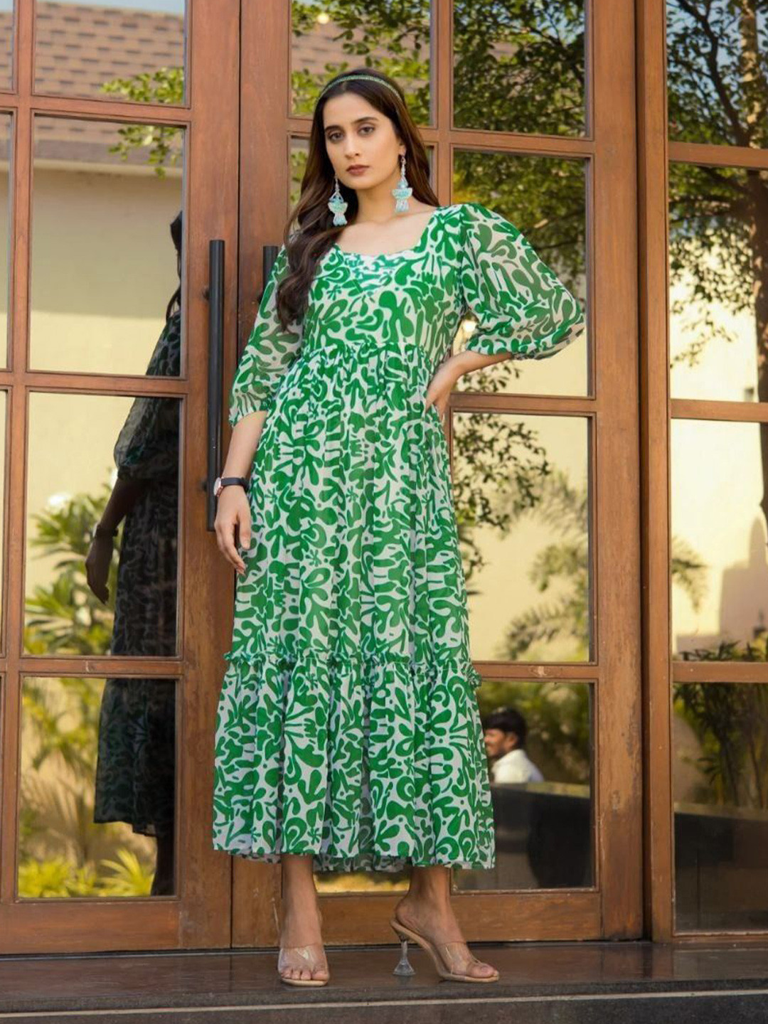 RUNAYA NX Women Printed Puff Sleeve Fit & Flare Midi Dress