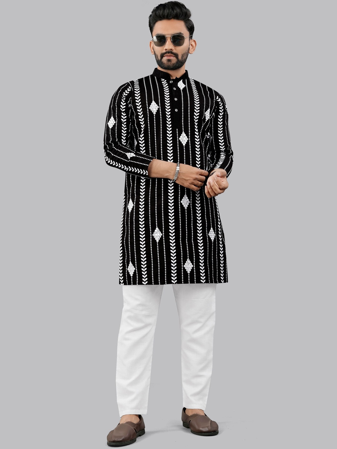 KRIJET Men Embroidered Regular Sequinned Kurta with Pyjamas