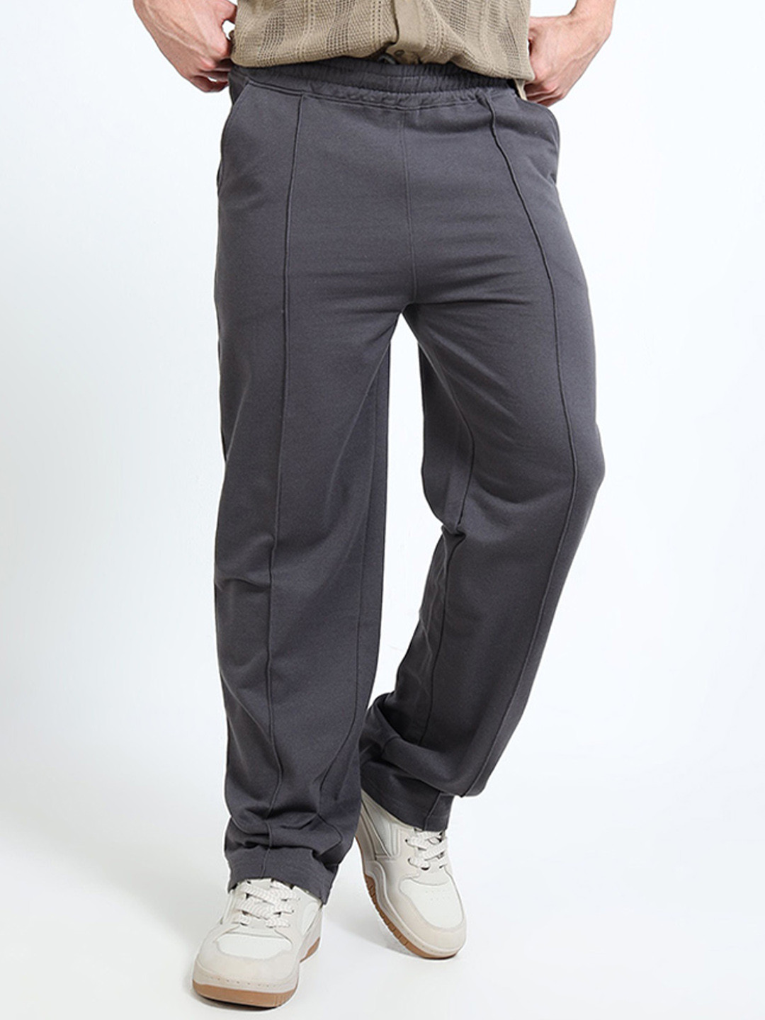 glitchez Men Relaxed-Fit Mid-Rise Track-Pants
