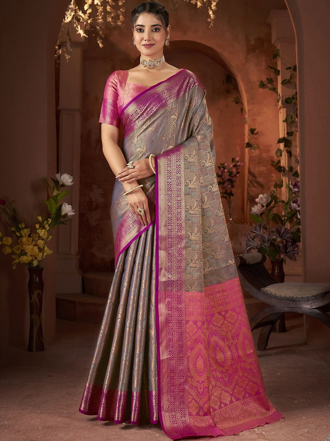 Satrani Paisley Zari Pure Silk Handloom Saree