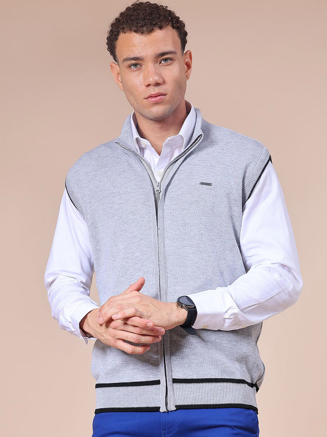 V-Mart Men Stripes Collar Neck Sleeveless Front-Open Sweaters