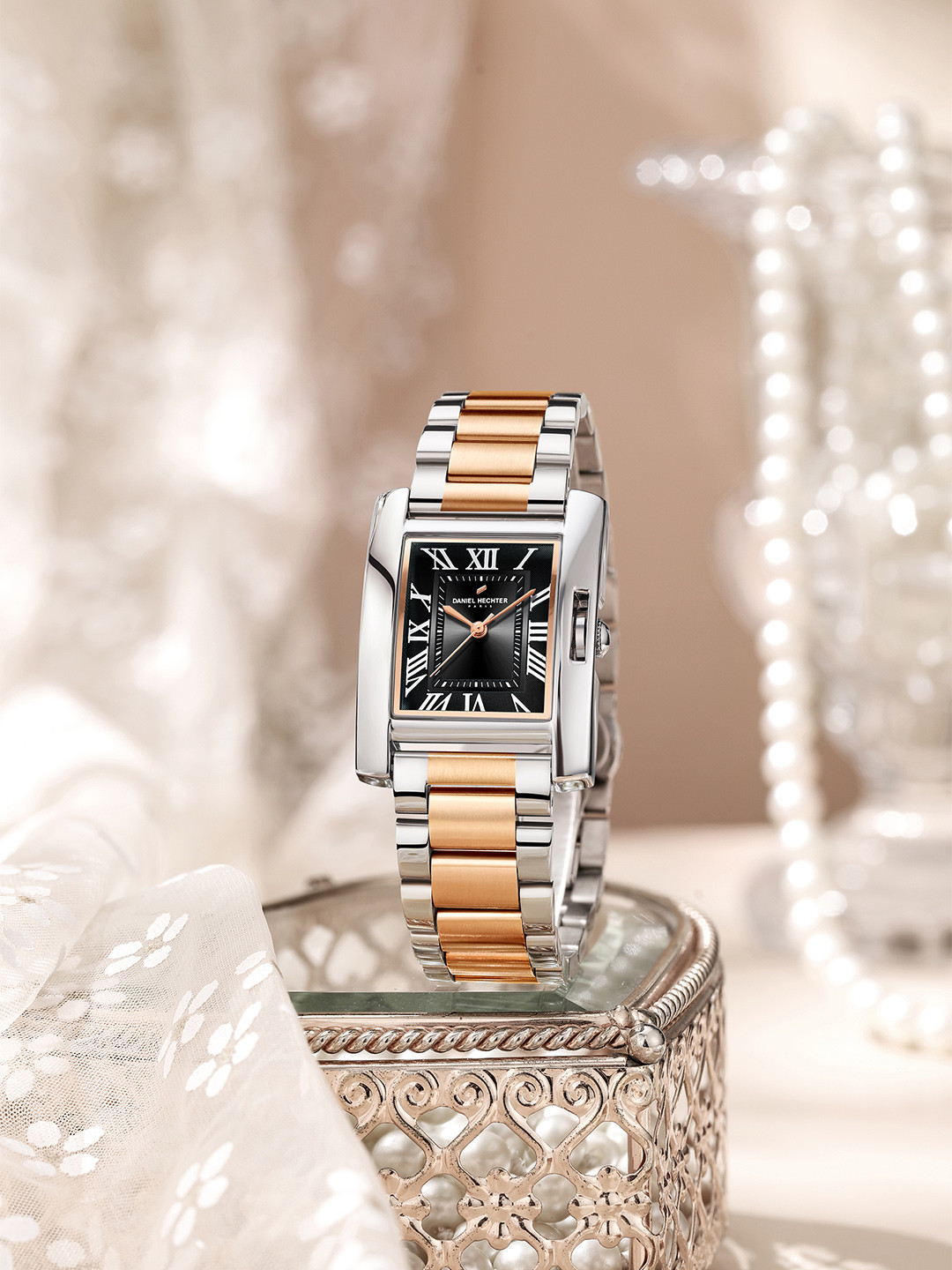 Daniel Hechter  Paris Opera Women Dial & Bracelet Style Straps Analogue Watch DHW2004-55