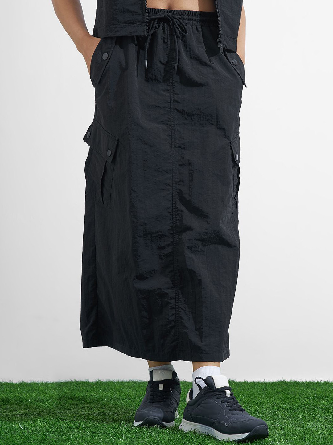 Street By Tokyo Talkies High Waisted Maxi Skirt