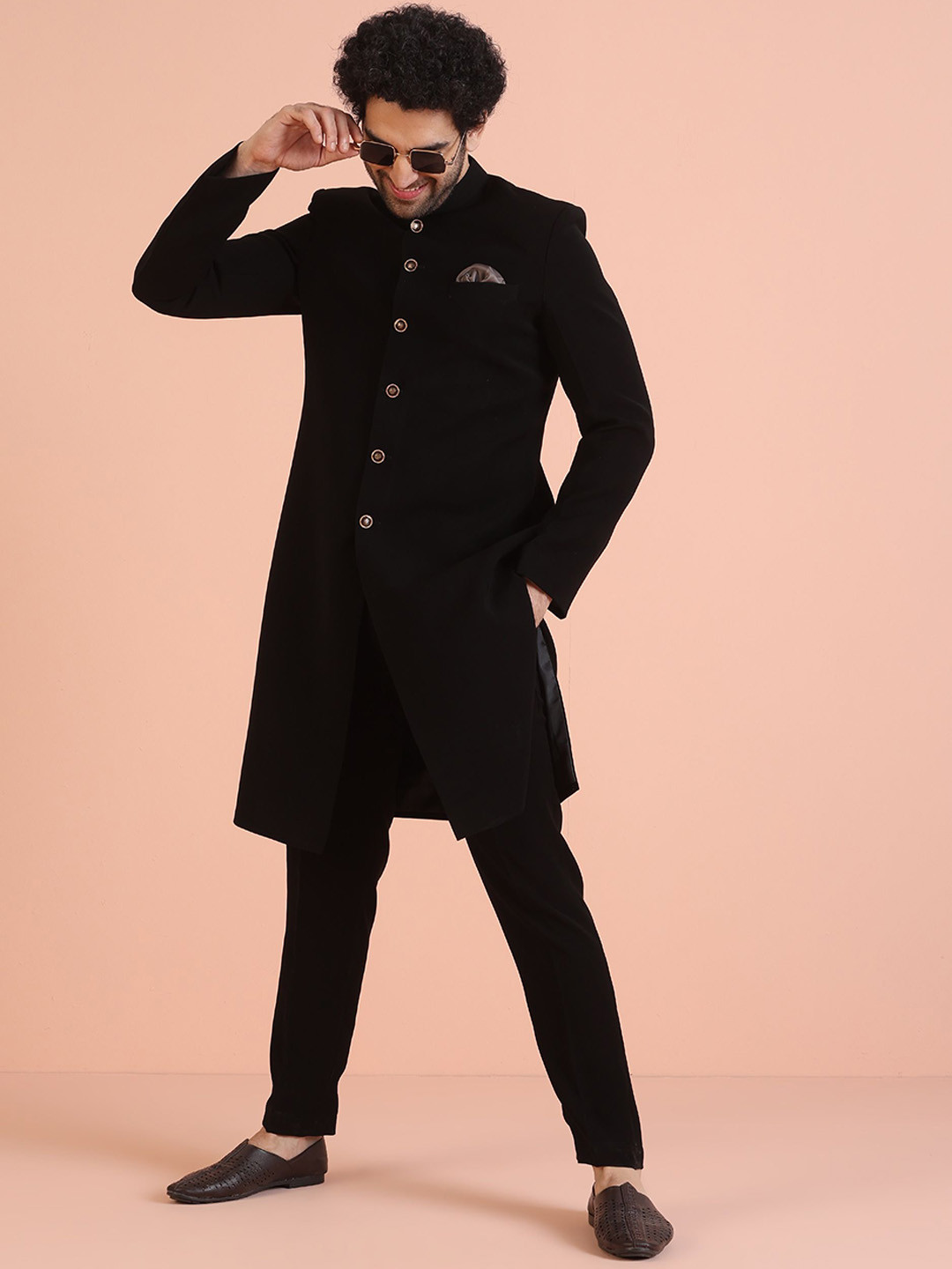 KISAH Men Black Indowestern Solid Sherwani Set