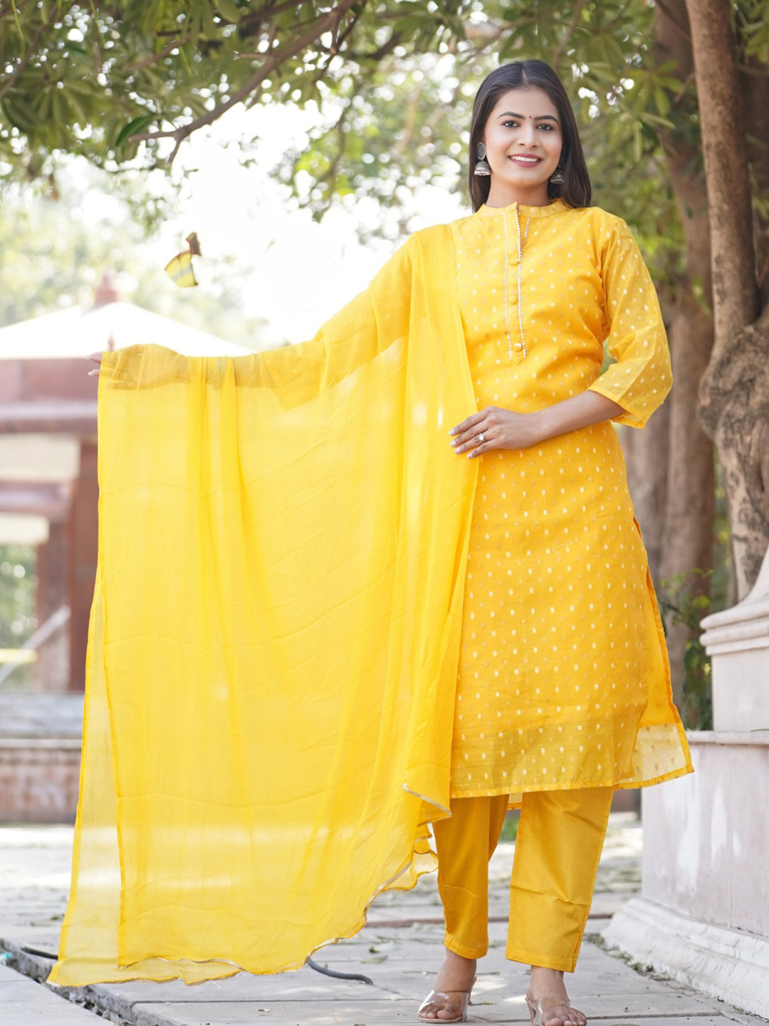 BAESD Women Butta Woven Design Regular Chanderi Silk Kurta & Trousers With Dupatta