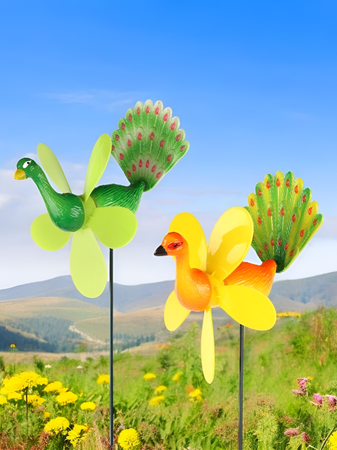 CHOCOZONE Green & Yellow 2 Pcs Textured Metal 3D Peacock Garden Figurines & Toys
