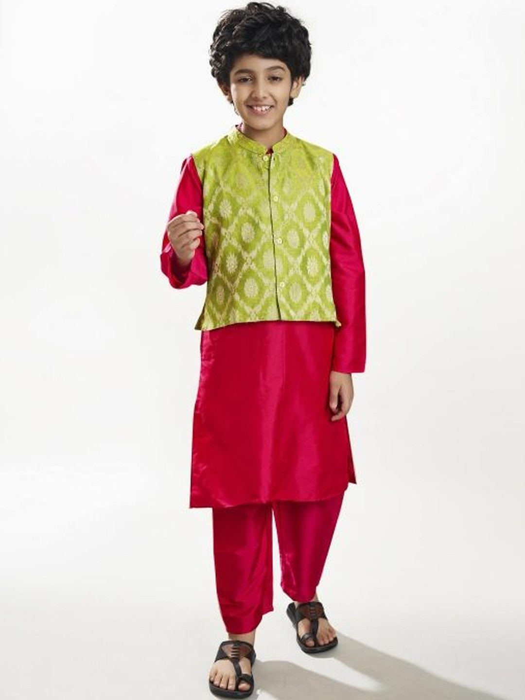 Bittu By Bhama Boys Solid Kurta with Pyjama & Nehru Jacket