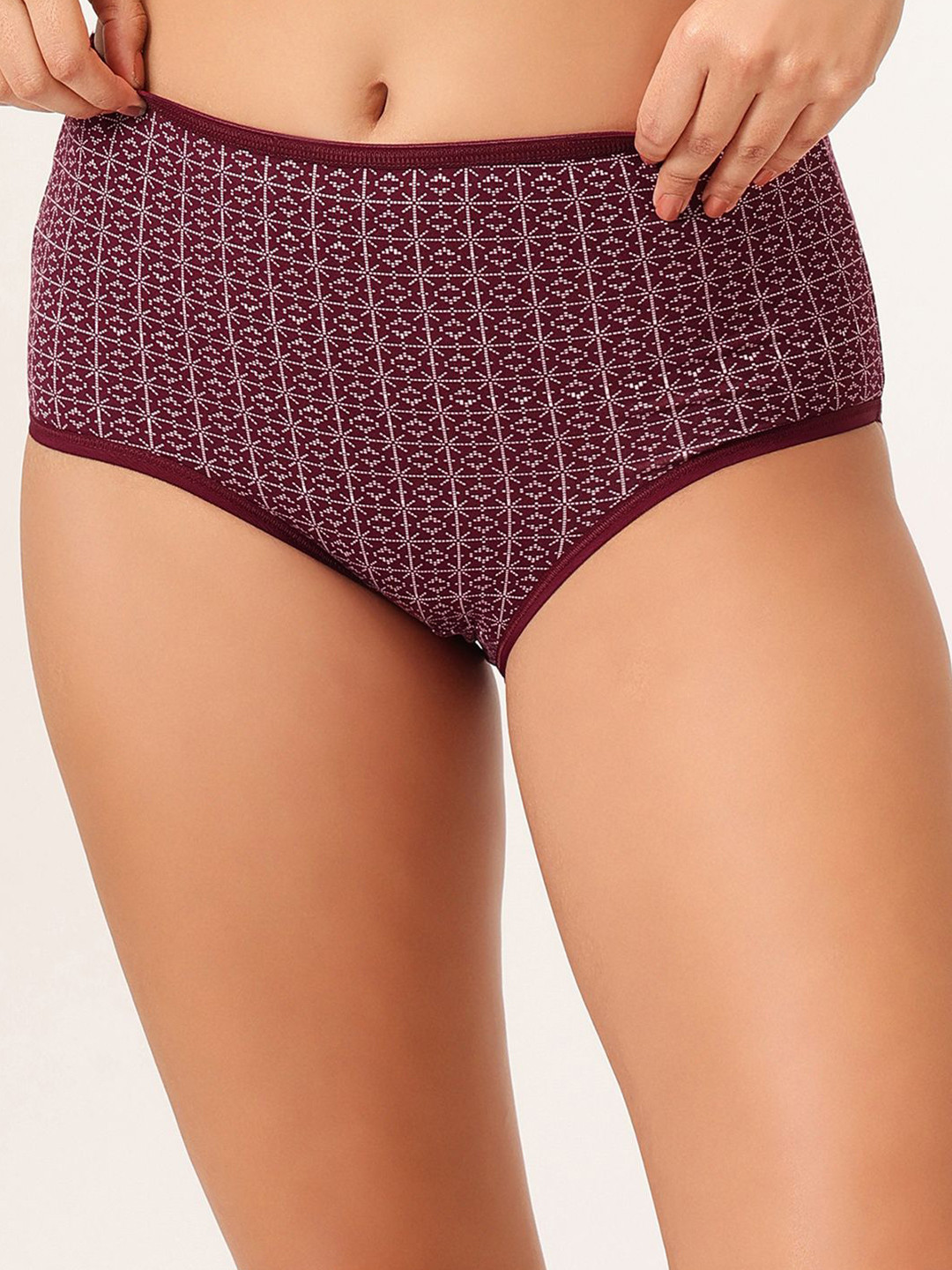 Clovia Women's Geometric Printed Cotton High-Rise Hipster Brief