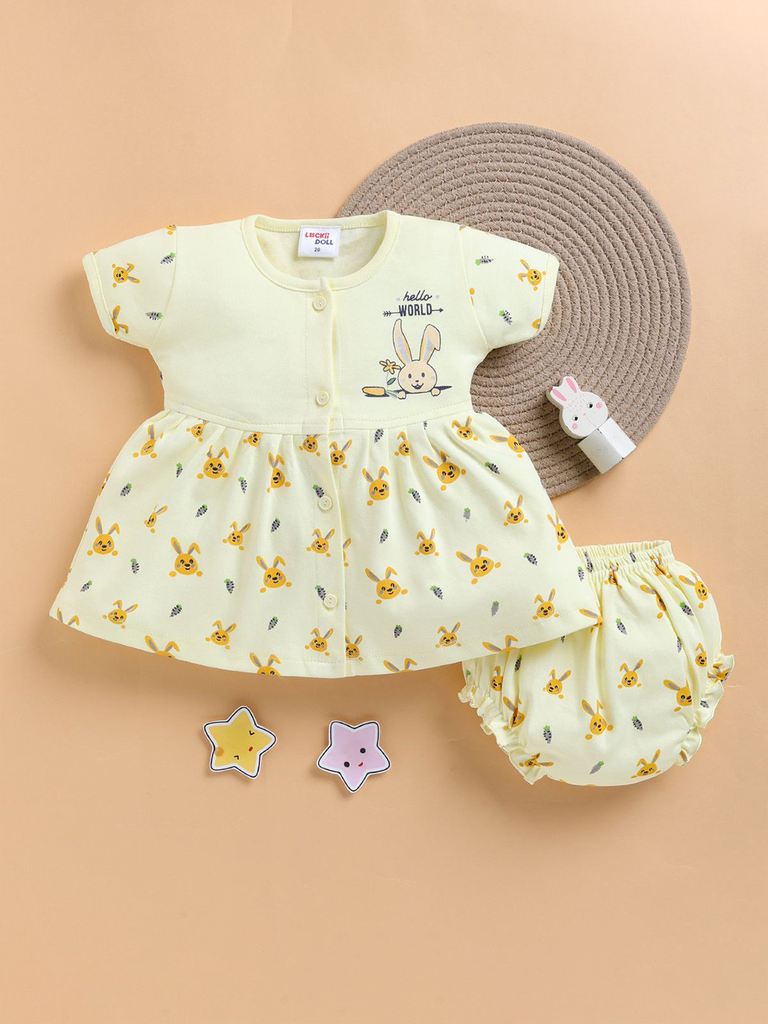 LACKii DOLL Girls Printed Round Neck Pleated Detail Fit & Flare Dress