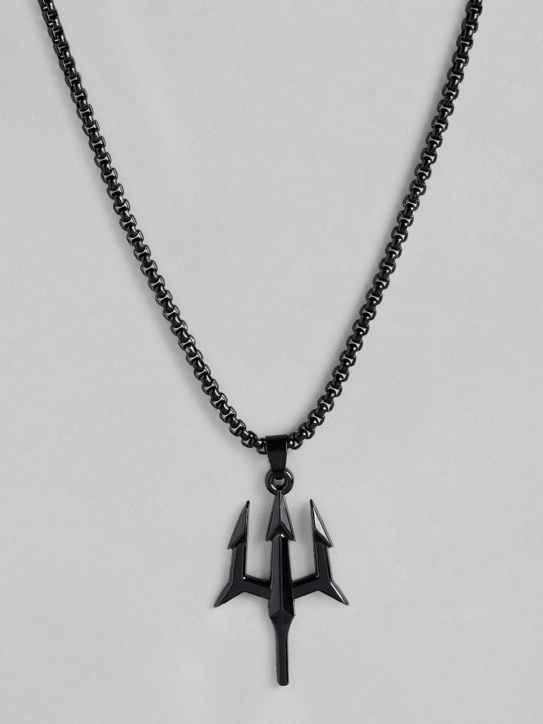 PARIS HAMILTON Trident Anime Dragon Tooth Pendant with Chain