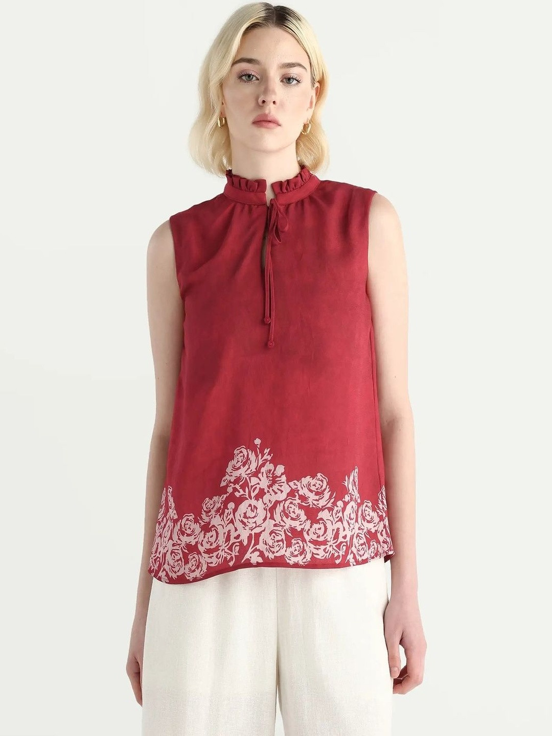 RAREISM Elfin Red Primary Women Floral Printed Tie-Up Neck Top