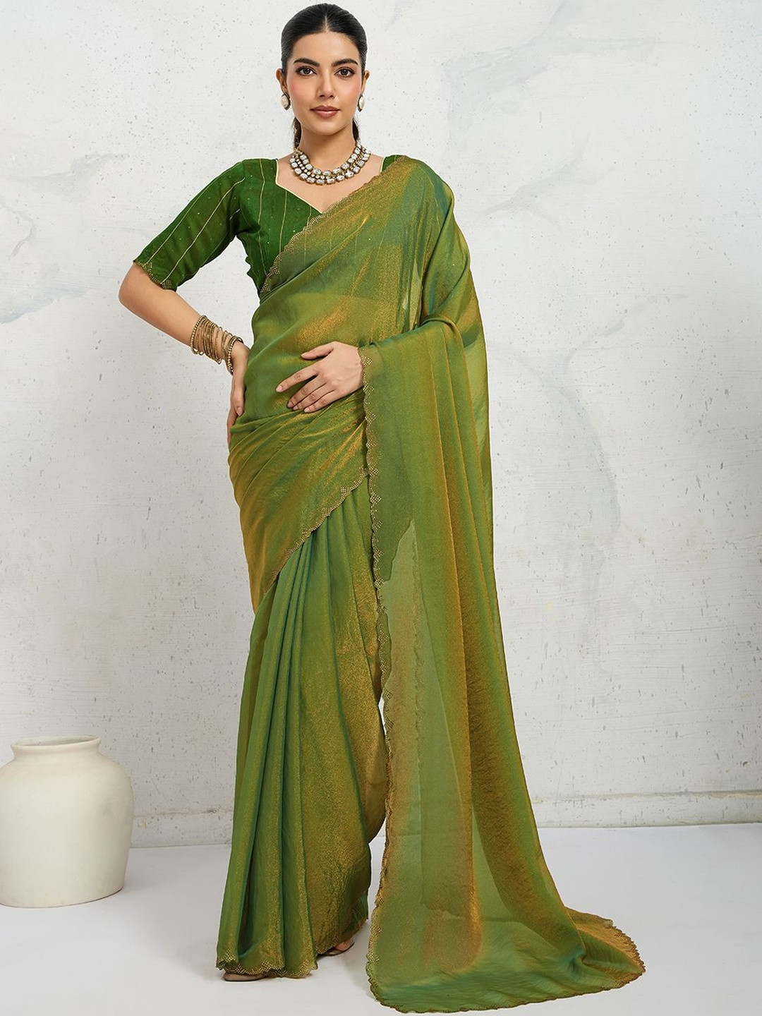 100 Dreams Embellished Pure Crepe Saree