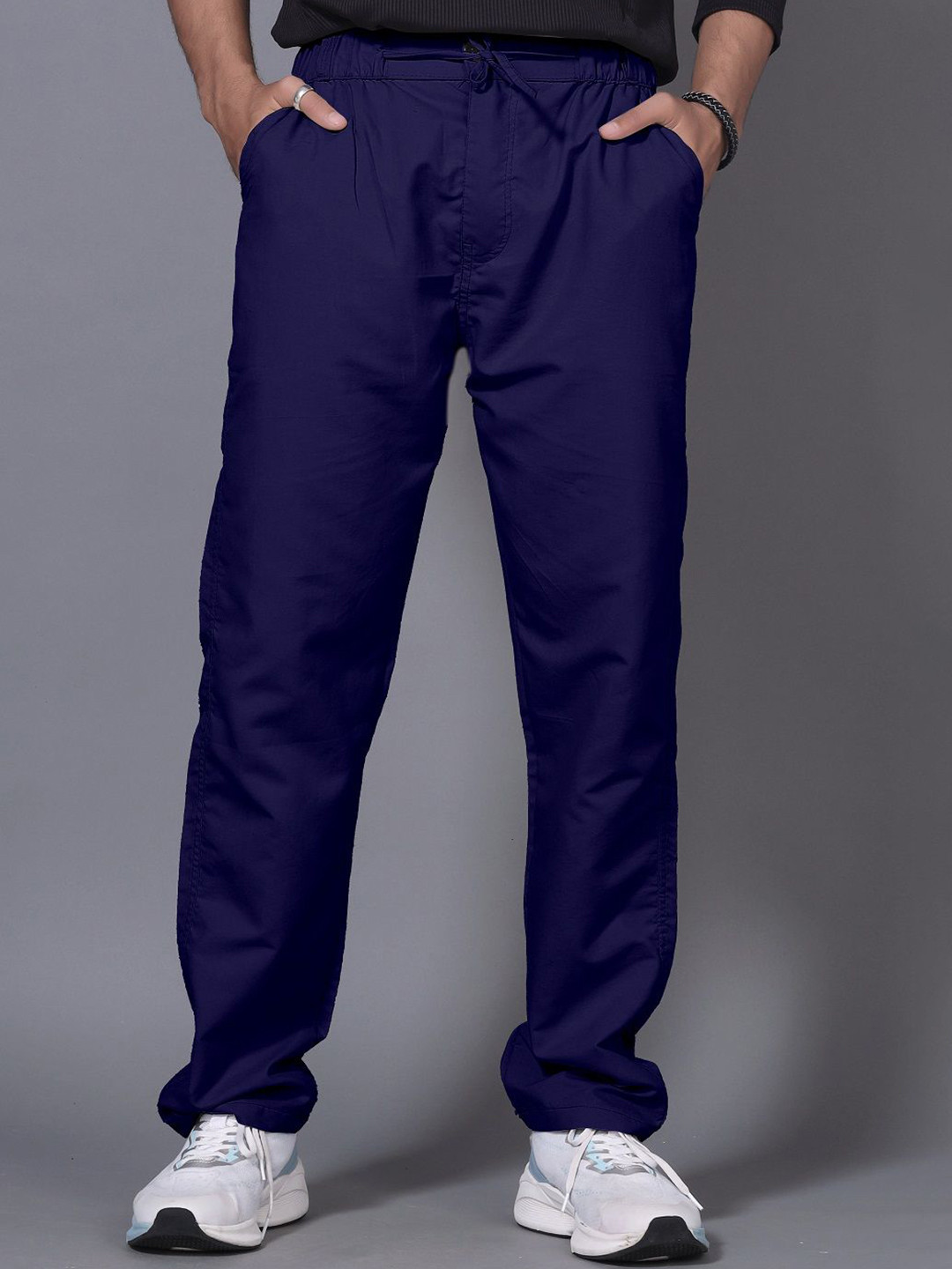 WINSUNITY Men Relaxed Regular Fit Mid-Rise Cotton Trouser
