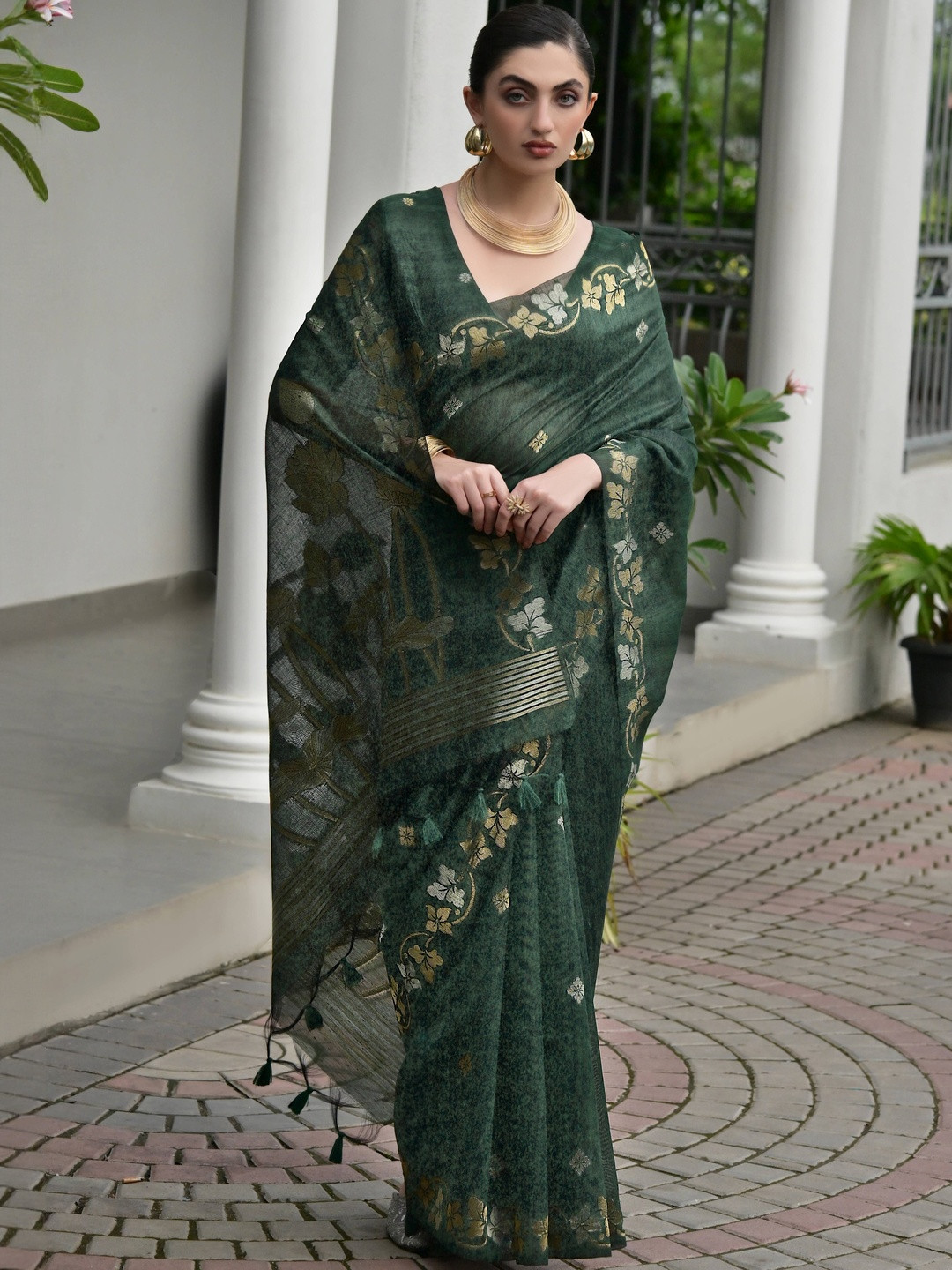 VISHNU WEAVES Linen Silk Saree