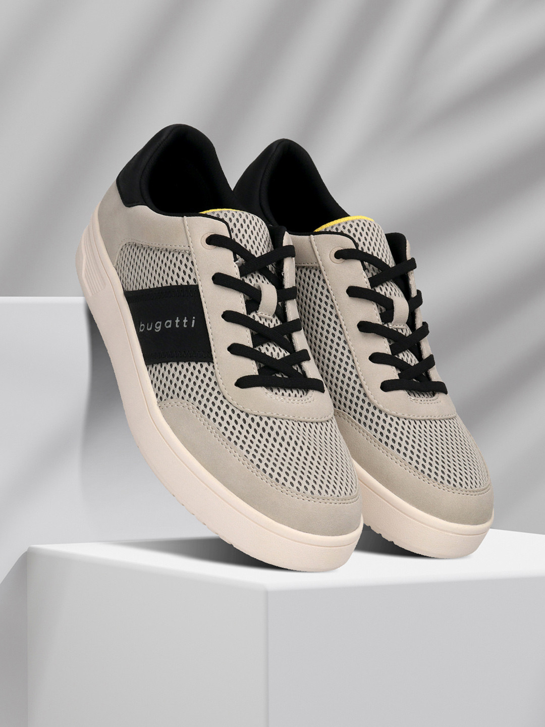 Bugatti Mackay Men Woven Design Lace-Ups Sneakers