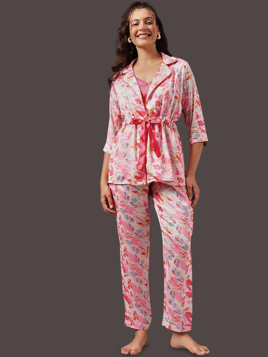 Clovia Women Printed Lapel Collar Robe And Top Slip On Pyjama Night suit