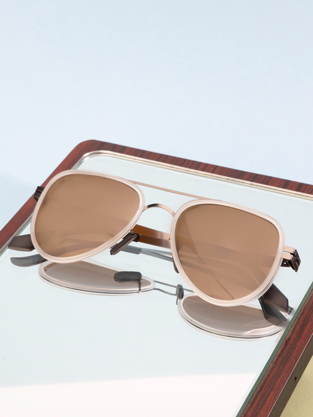 MAGNEQ Unisex Polarised Lens Aviator Sunglasses MG T008/S C5 5318