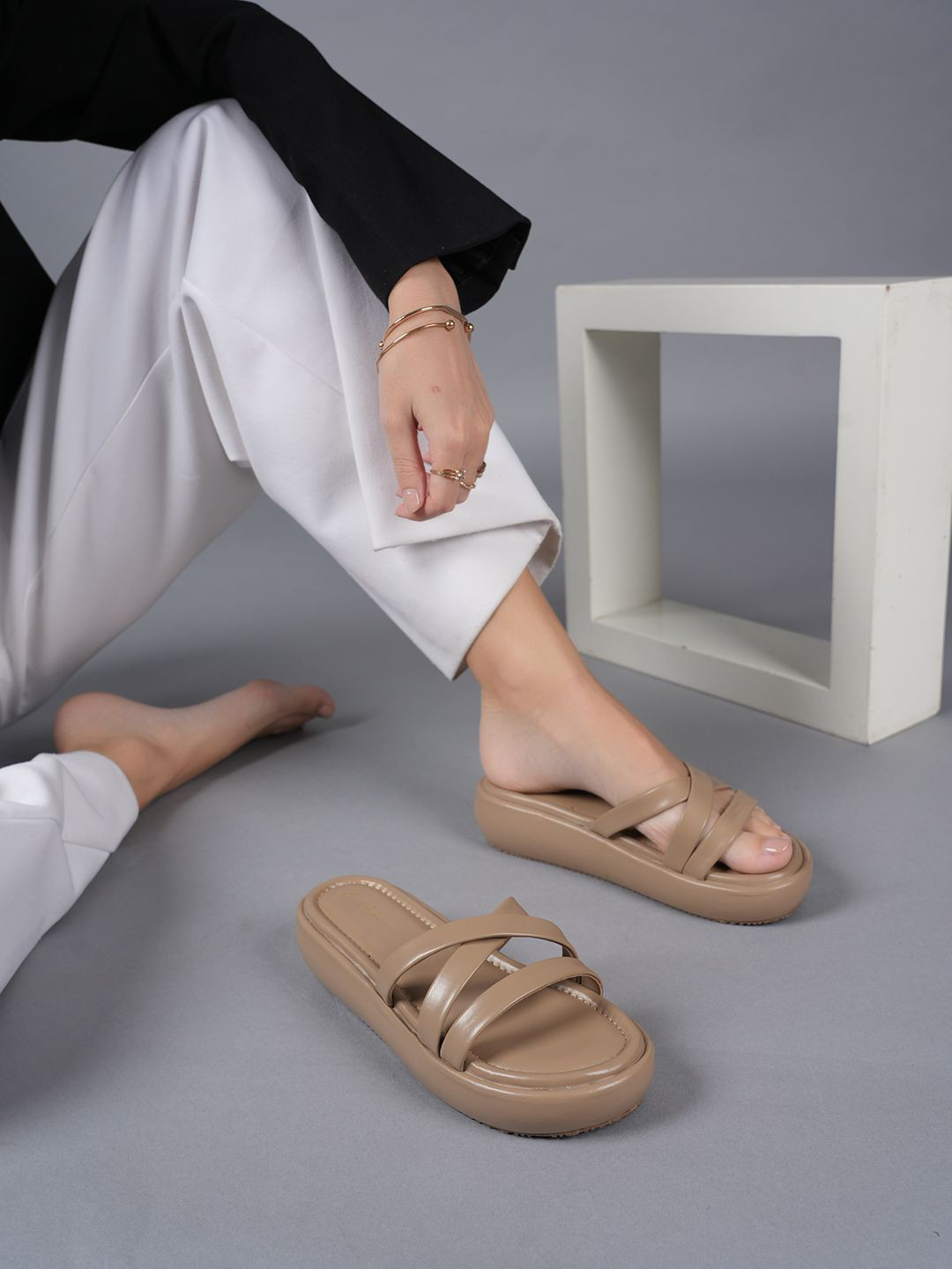Mast & Harbour Women Comfort Heels Sandals