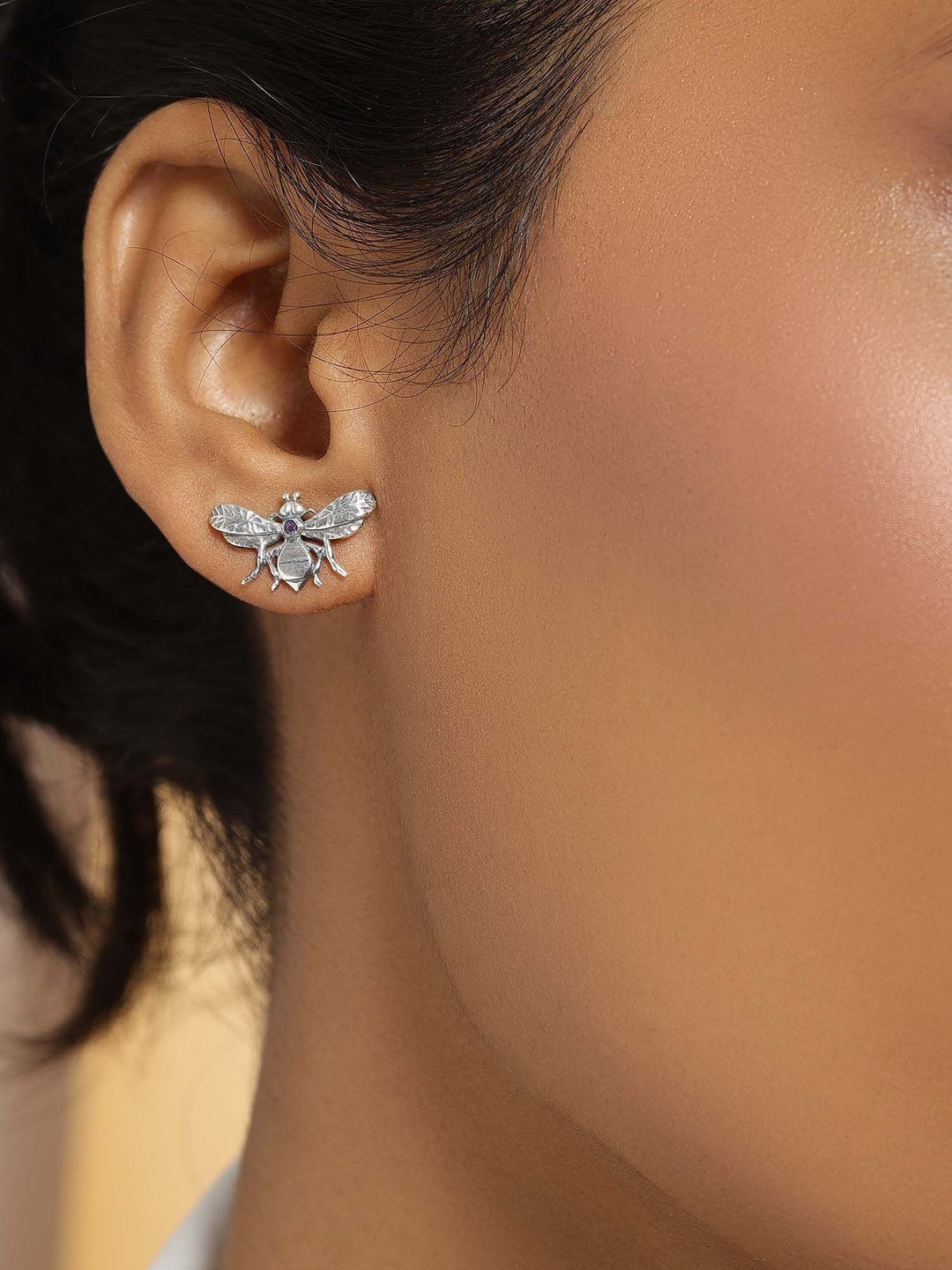 Tweov 925 Sterling Silver Rhodium Plated Cubic Zirconia Studded Bee Shaped Studs