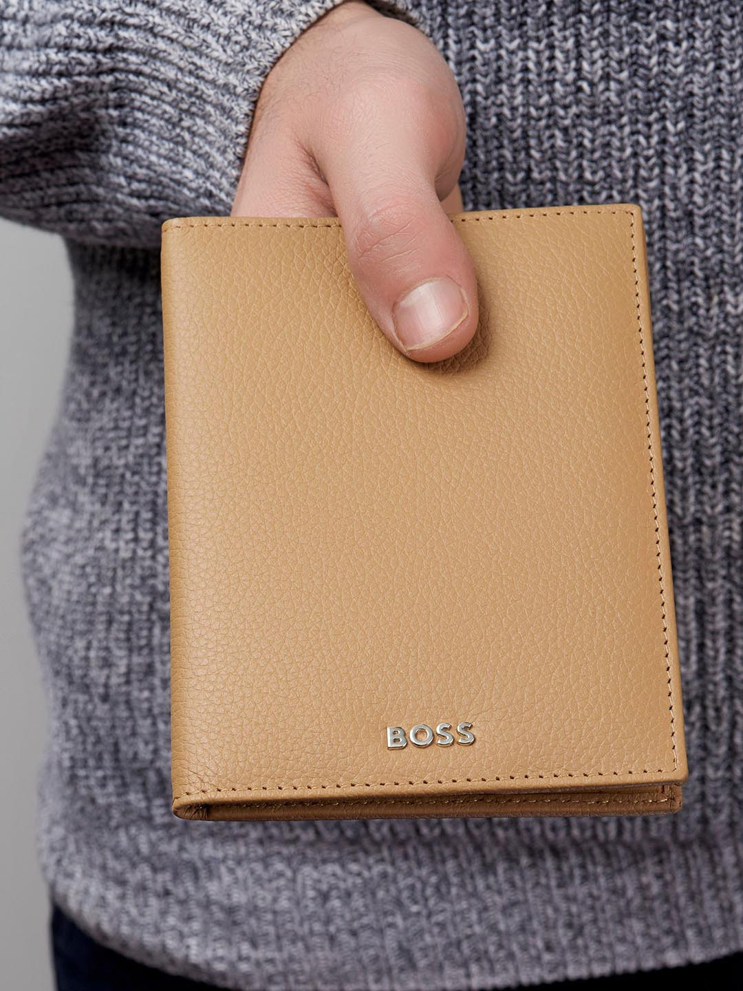 Hugo Boss Men Textured Two Fold Wallet