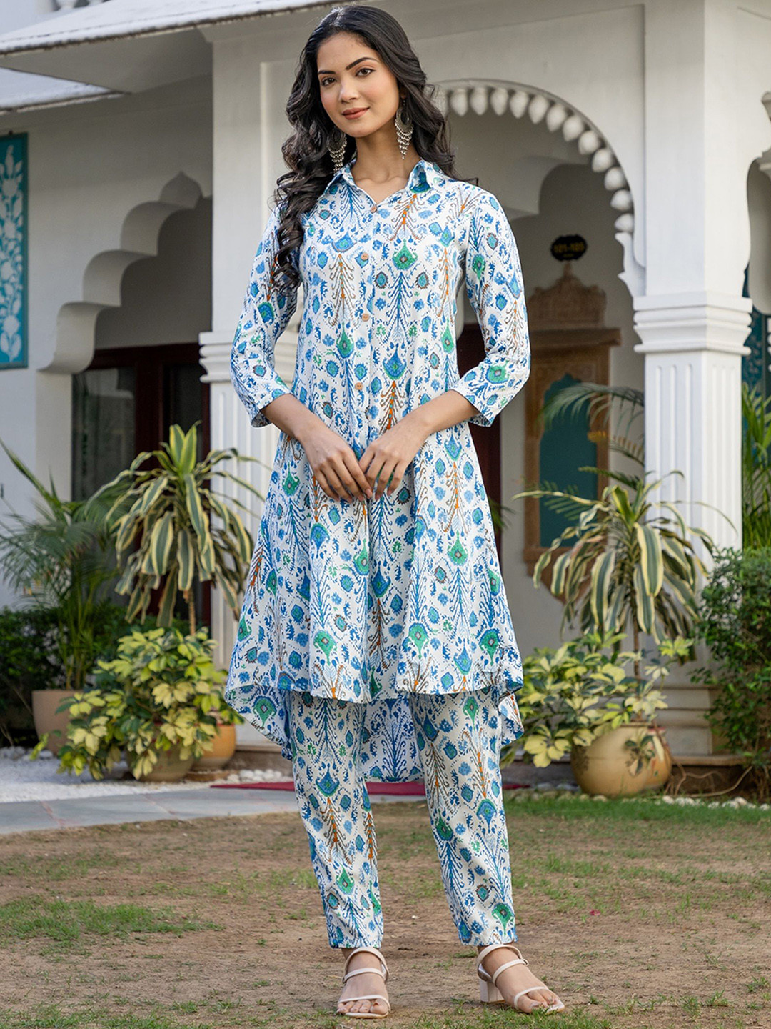 4 STOCK Printed Shirt Collar Shirt & Trousers