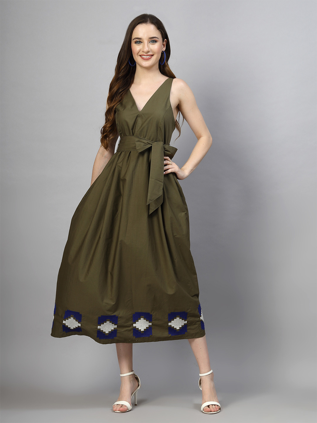 SMERA MART Embroidered A-Line Midi Dress