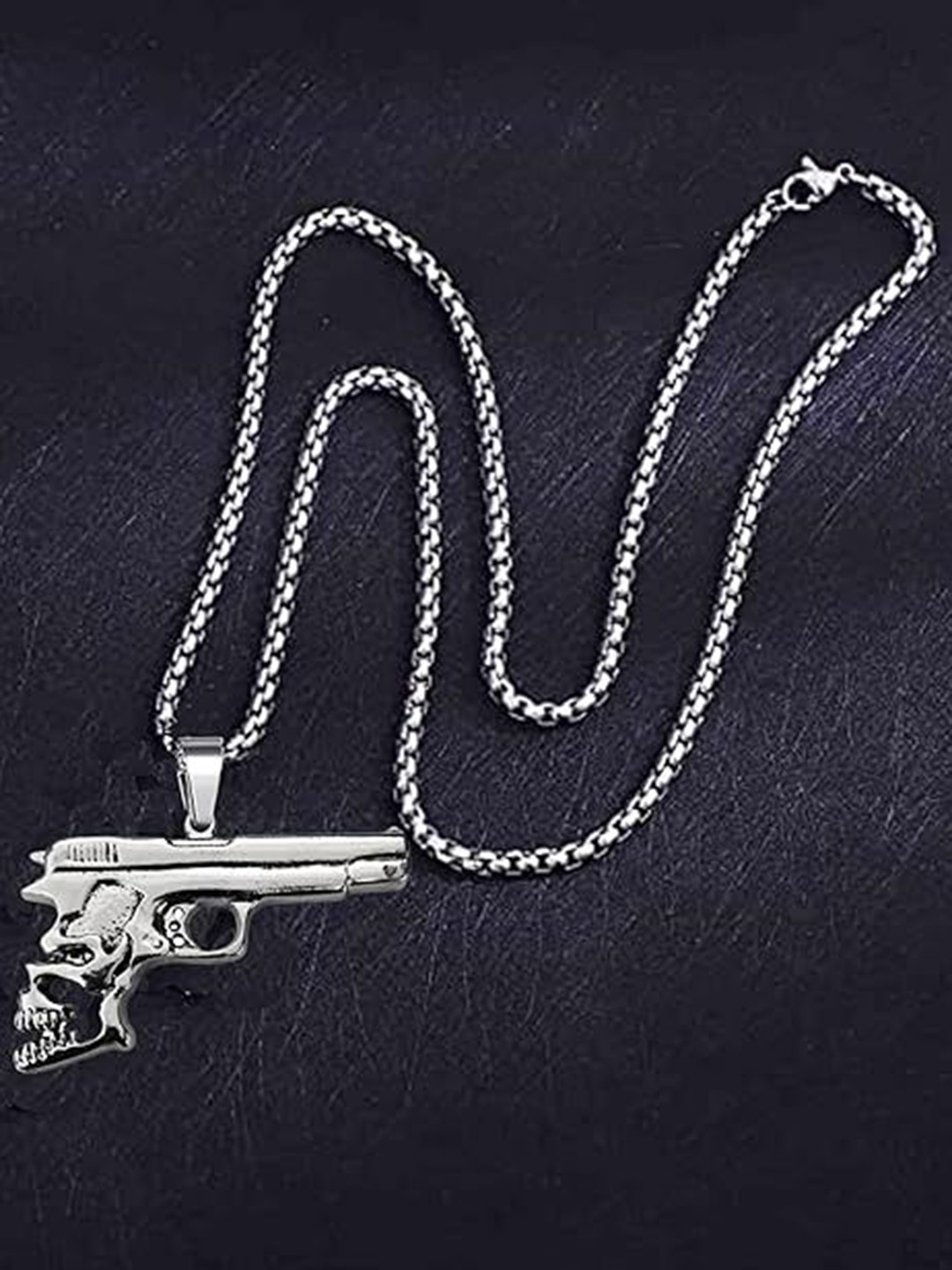 THE MEN GIFT Men Silver-Plated Rifle Gun Shaped Pendant With Chain
