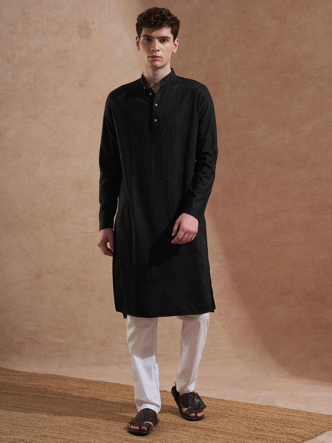 TRYBUY.IN Men Mandarin Collar Thread Work Straight Kurta
