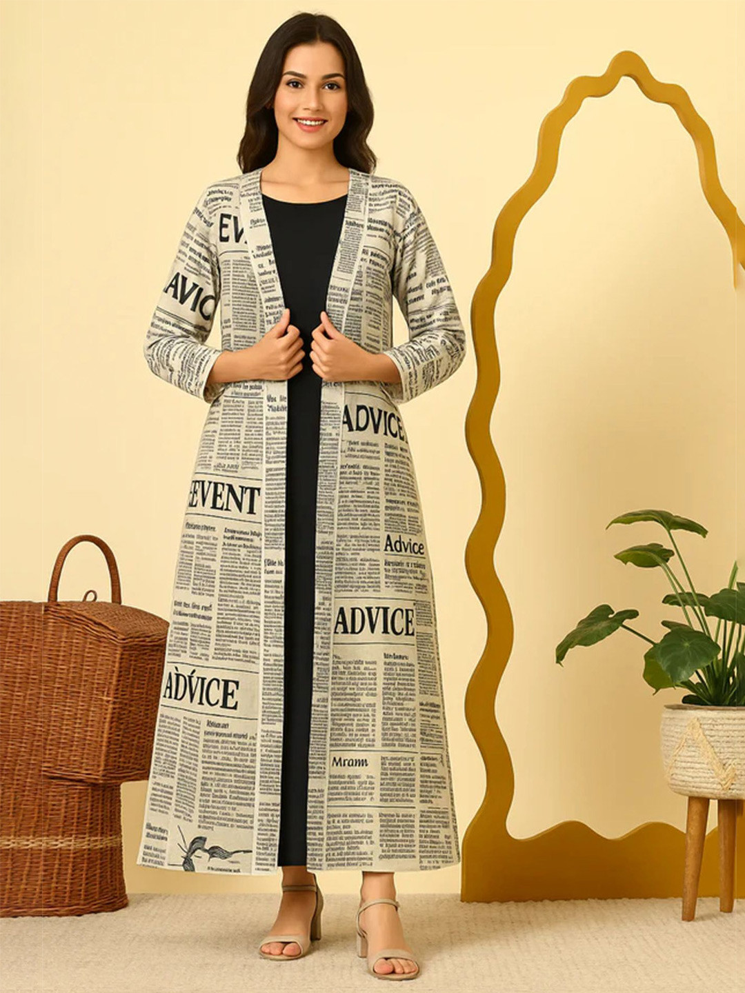 DIIWATAA Women Newspaper Printed Round Neck Maxi Dress With Inner