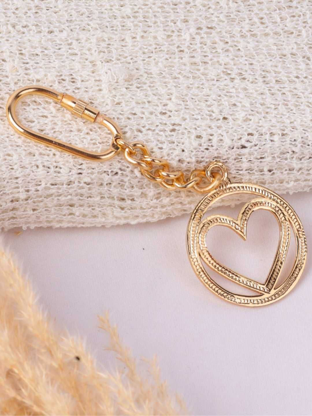 Elita Unisex Gold-Plated Heart Charm Key Chain