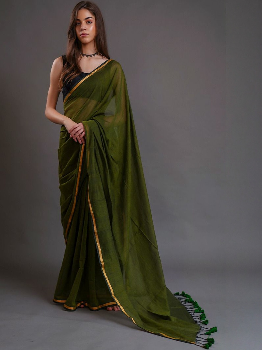 AWRIYA Solid Gold Border Tassels Saree With Blouse Piece