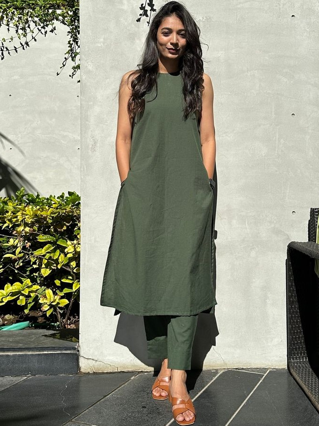 In Your Dreams Women Solid High Slit Pure Cotton Kurta with Trousers