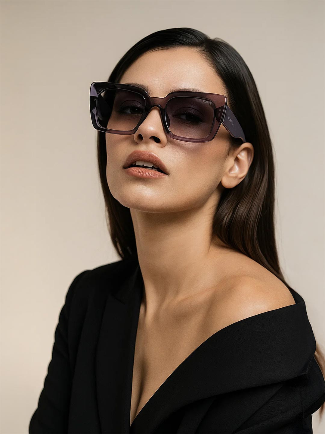 IDEE Women Rectangle Sunglasses with UV Protected Lens IDS3093C4SG
