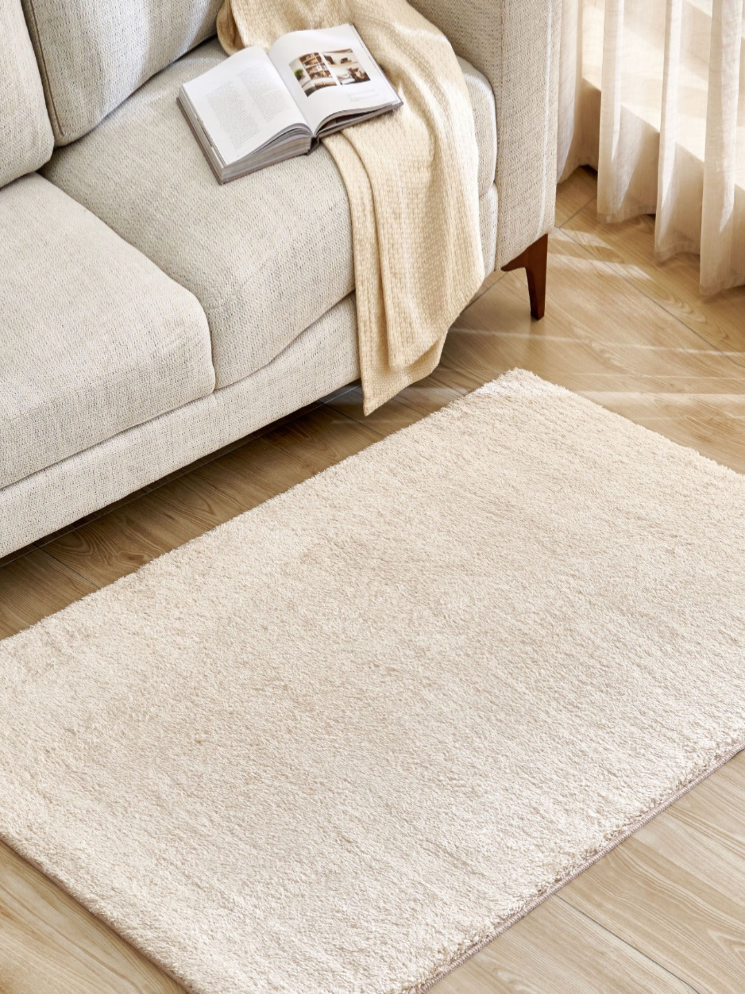 Home Centre Beige Quartz Shinning Shaggy Carpet