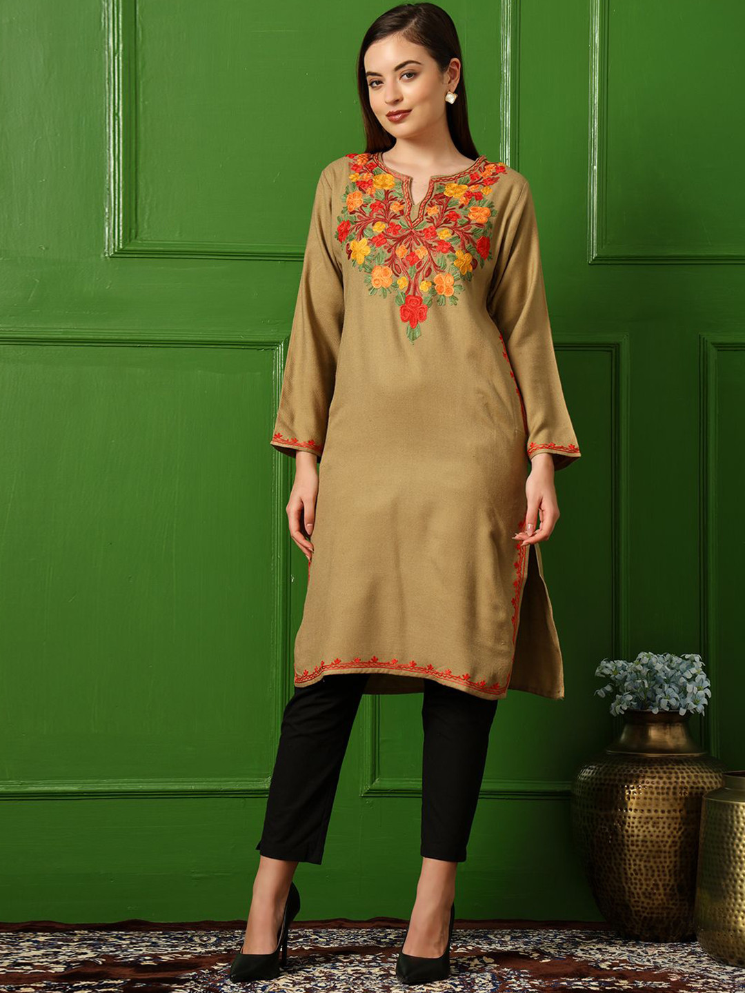 CRAFTBAZAR Women Floral Kashmiri Embroidered Cashmillon Festive Straight Kurta