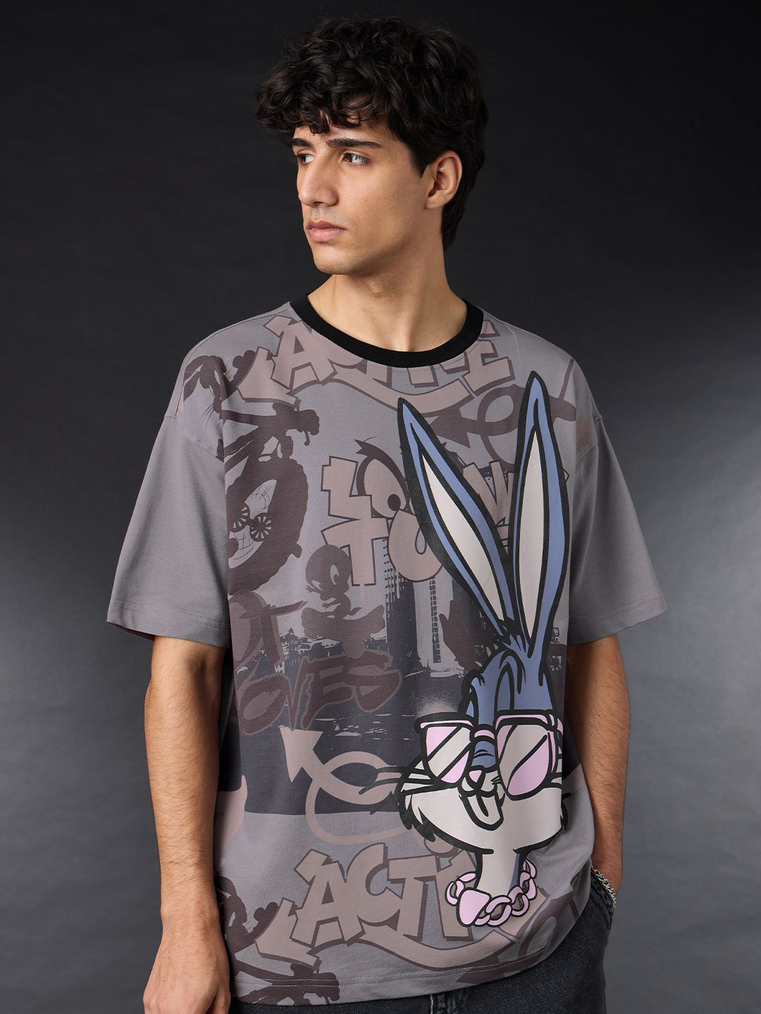 The Souled Store Looney Tunes Oversized Bugs Bunny Hot Moves Printed Pure Cotton T-Shirt